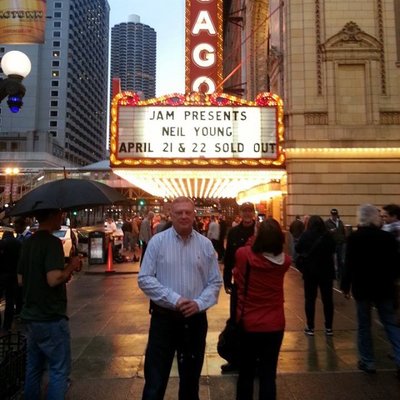 Profile Picture of James Lamoreaux (@lamoreaux5299) on Twitter