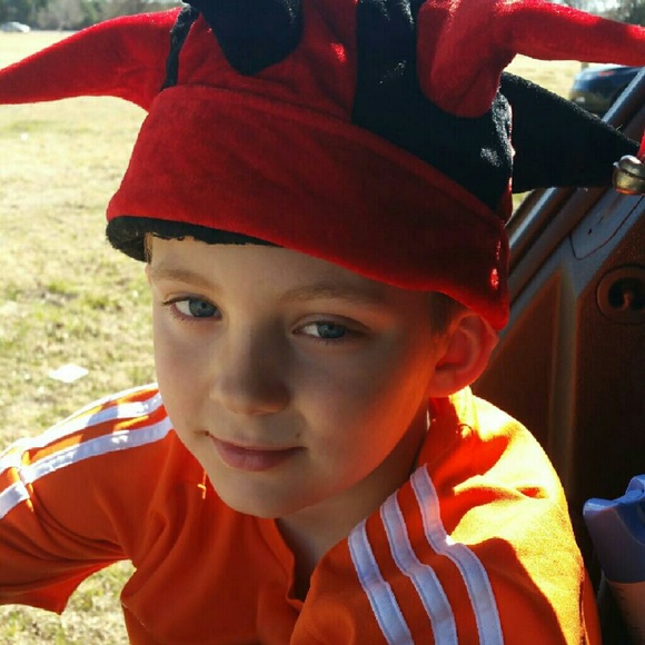 Profile Picture of Adam Wagner (@adamwagner) on Poshmark