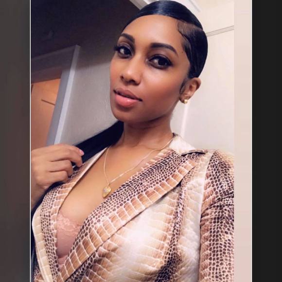 Profile Picture of Dawn Mcleod (@dawnmcleod54) on Poshmark