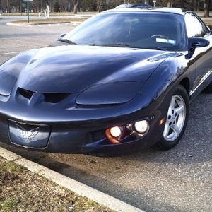 Profile Picture of Andrew Bergold (@valiuminavic) on Myspace