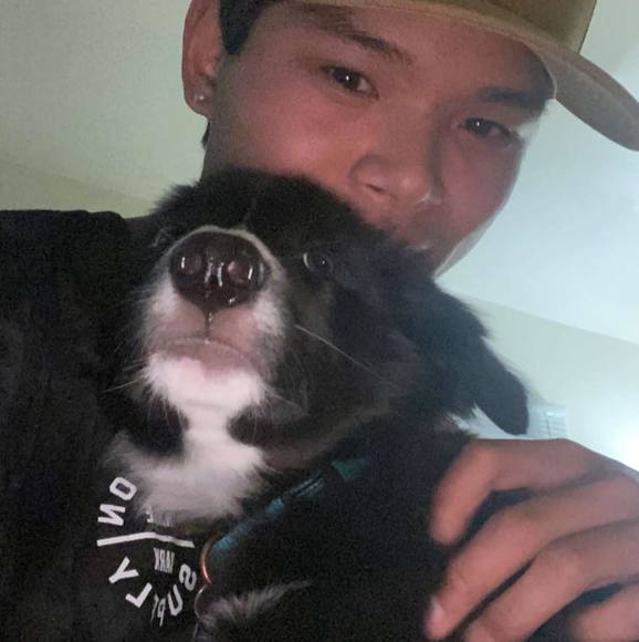 Jonathan Chhum - Poshmark Profile Picture of Jonathan Chhum (@jchhum) on Poshmark