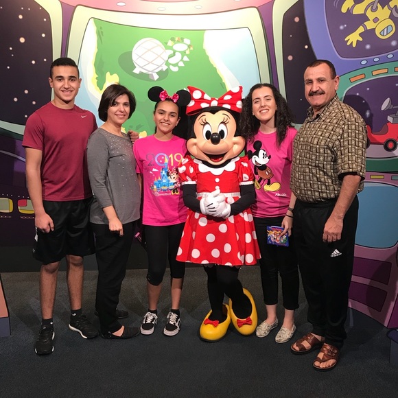 Profile Picture of Leen Attallah (@leenattallah) on Poshmark