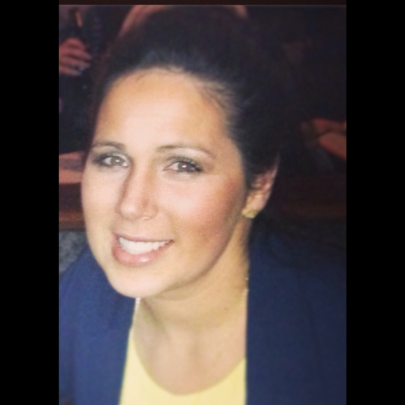 Profile Picture of Amanda Keenum (@akeenum19) on Poshmark