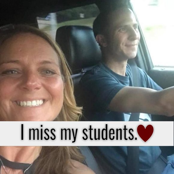 Profile Picture of Jennifer Ariniello (@jctcac) on Poshmark