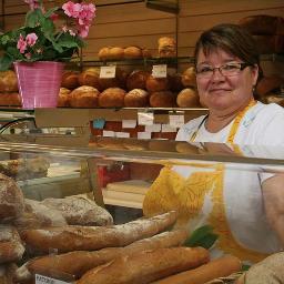 Profile Picture of Linnea Jones (@Cupcake_Love45) on Twitter