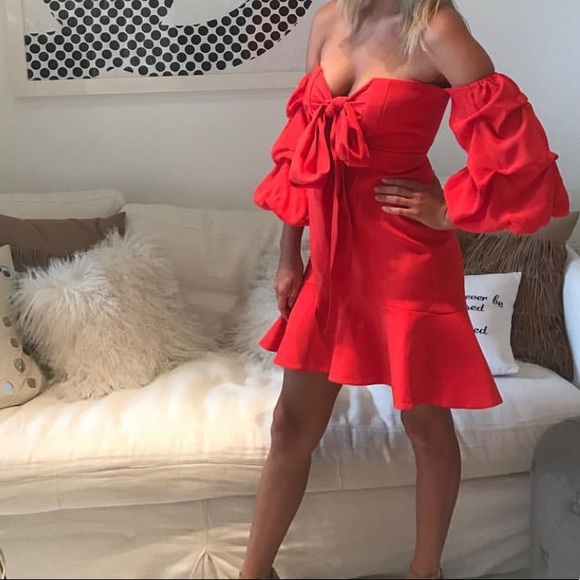 Profile Picture of Chloe Bieber (@thechlothing) on Poshmark