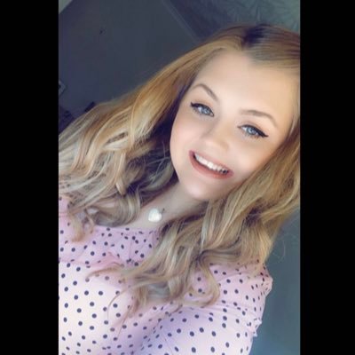 Profile Picture of Tiffany Crawford 🌻 (@TJ_Crawford) on Twitter