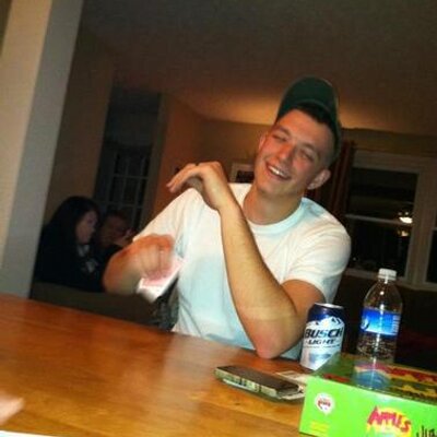 Profile Picture of Kyle Little (@KyleSmalls13) on Twitter