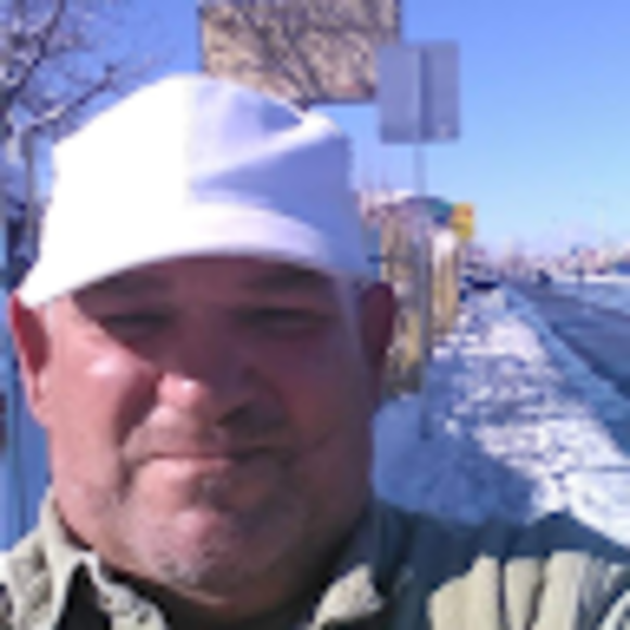 Maximo Benitez - Poshmark Profile Picture of Maximo Benitez (@maximobenitez) on Poshmark