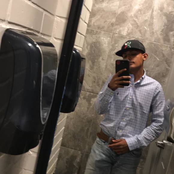 Profile Picture of Gustavo Perez (@juventinoperez) on Poshmark