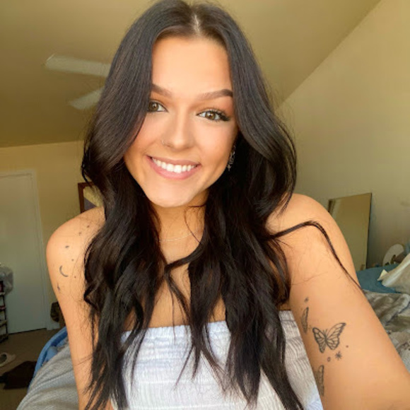 Profile Picture of Cameron Mclaughlin (@cambaileym138) on Poshmark