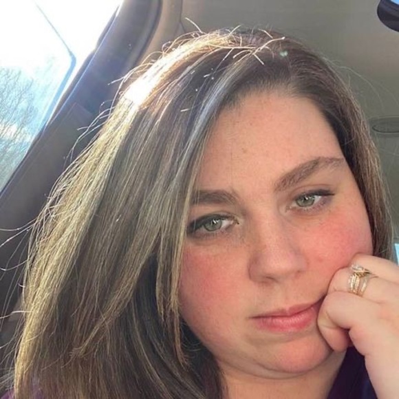 Profile Picture of Wendi Cobbler (@wendicobbler) on Poshmark