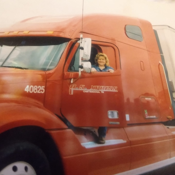 Profile Picture of Annette Higgs (@annettehiggs) on Poshmark