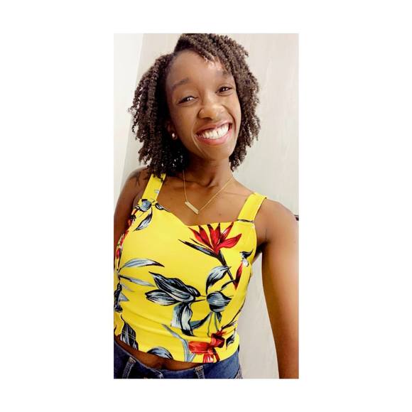 Profile Picture of Kahini Triffo (@kahini_triffo) on Poshmark