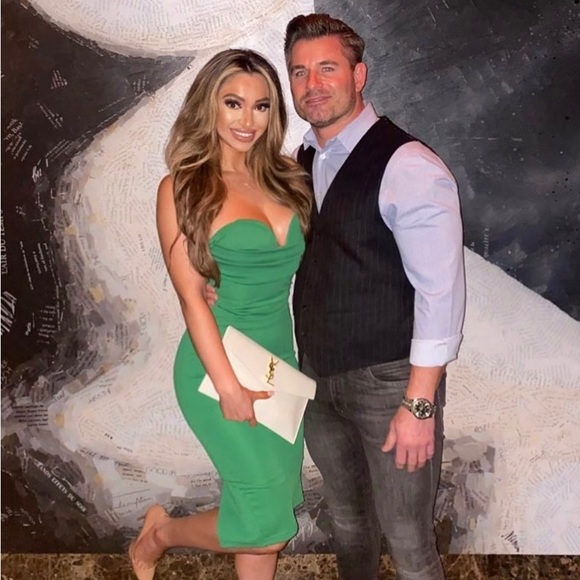 Profile Picture of Stephanie Trinidad (@stephanietrin0) on Poshmark