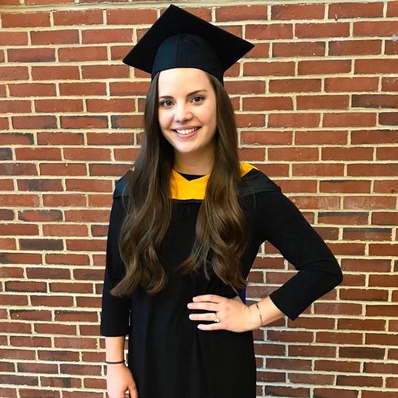 Profile Picture of Paige Farrell (@pfarrell13) on Poshmark