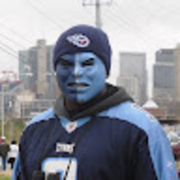 Profile Picture of Michael Reese (@titanupmiked) on Poshmark