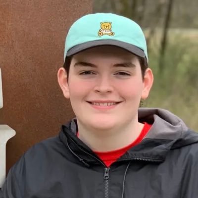 Profile Picture of Hunter Hyde (@RumpterClyde) on Twitter