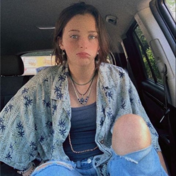 Profile Picture of Eualayla Cline (@eualaylacline) on Poshmark