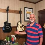 Profile Picture of Chuck Conrad (@chucksguitarshop) on Instagram