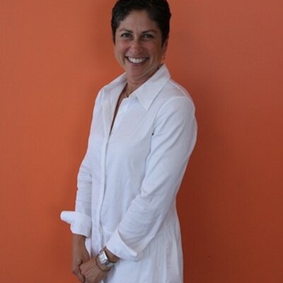 Profile Picture of Nancy Ross (@NRossSold) on Twitter