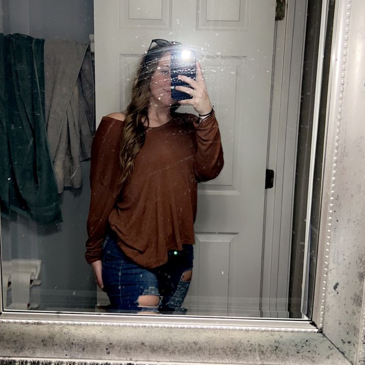 Profile Picture of Andrea:) (@andrea_clift) on Tiktok