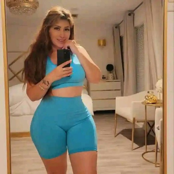 Profile Picture of Kris Bartkowicz (@lakrimyeremat) on Poshmark