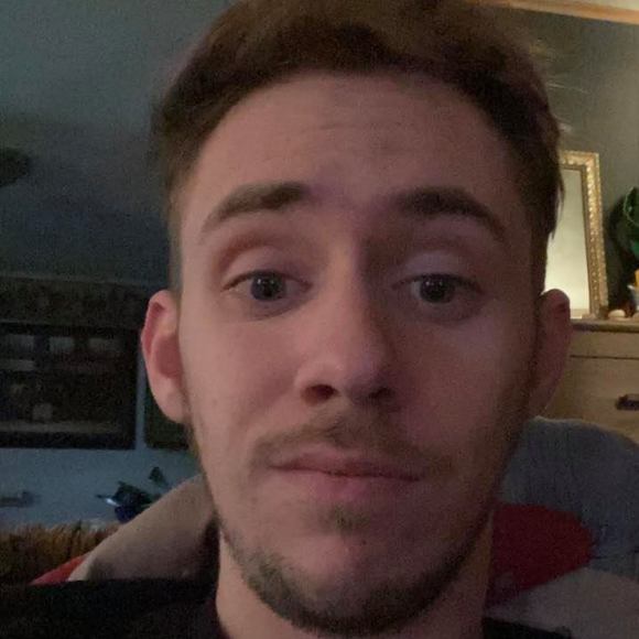 Profile Picture of Brandon Hanks (@brandondavid106) on Poshmark