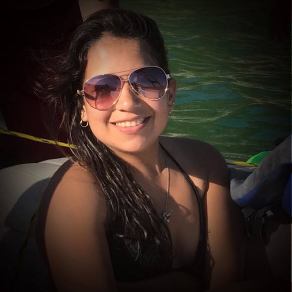 Profile Picture of Sandra Abrigo (@sandraeliza91_6) on Poshmark