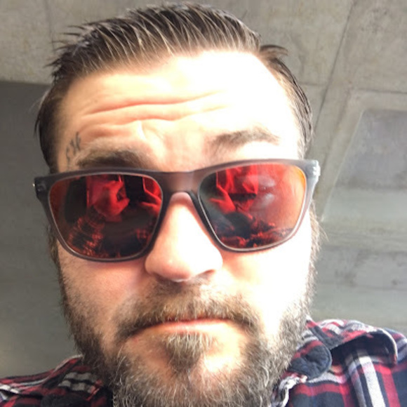 Profile Picture of Justin Harmon (@harmonjustin223) on Poshmark