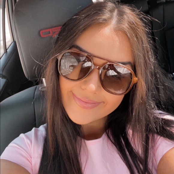Profile Picture of Jenna Chadek (@jennachadek) on Poshmark