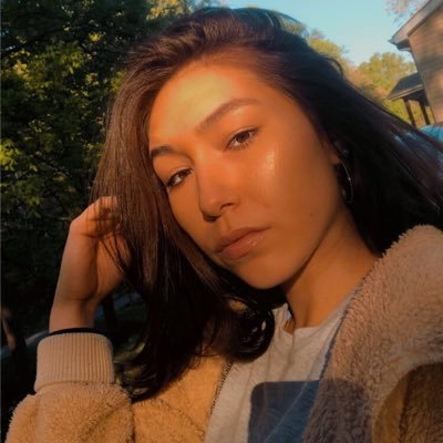 Profile Picture of Gloria Solis (@gloglo_bubbles) on Twitter