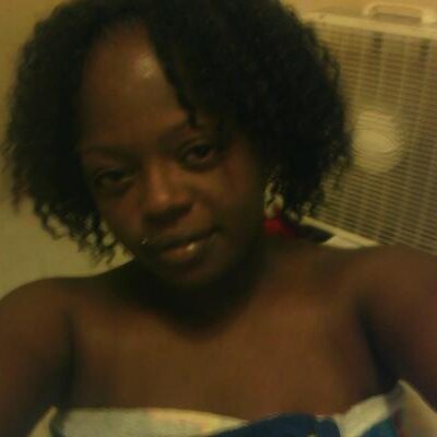 Profile Picture of Lisa Sowell (@chocolatemamiee) on Twitter