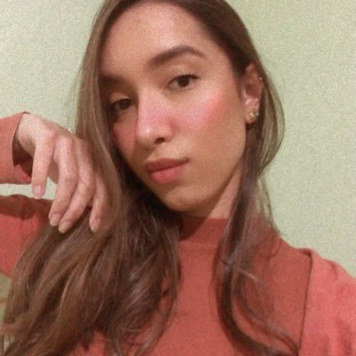 Profile Picture of Jacqueline Oliveira (@jacqueoliveira_) on Twitter