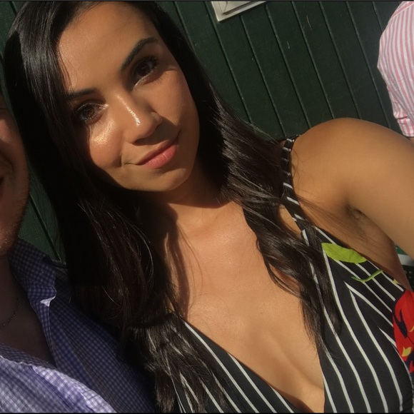 Profile Picture of Brianna Sherry (@briannasherry1) on Poshmark