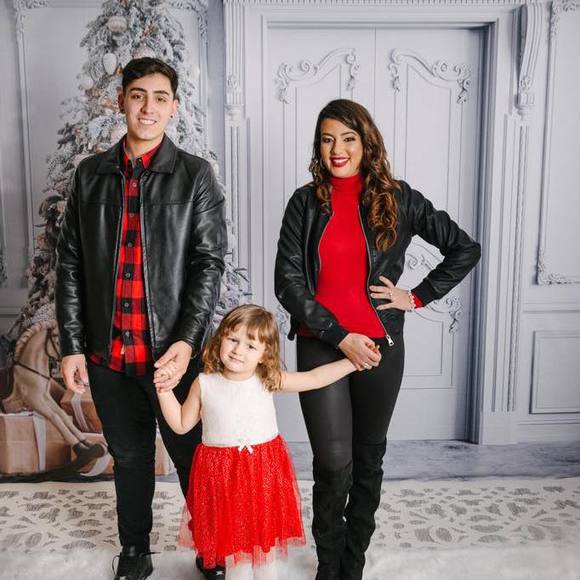 Profile Picture of Debora Silva (@deboraaahsilva) on Poshmark