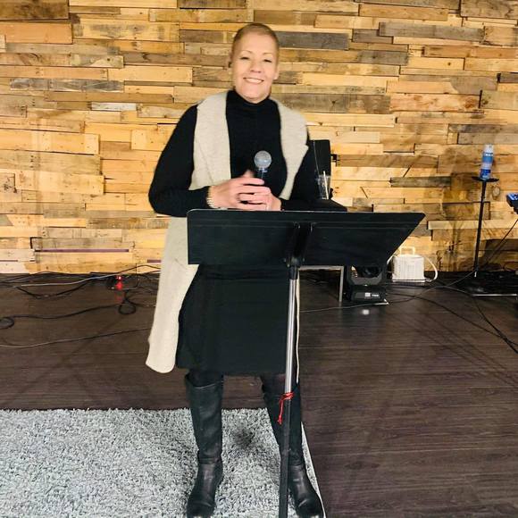 Profile Picture of Danet Garcia (@danetgarcia) on Poshmark