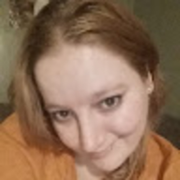 Profile Picture of Shelly Gutschenritter (@soapfanatic23s) on Poshmark