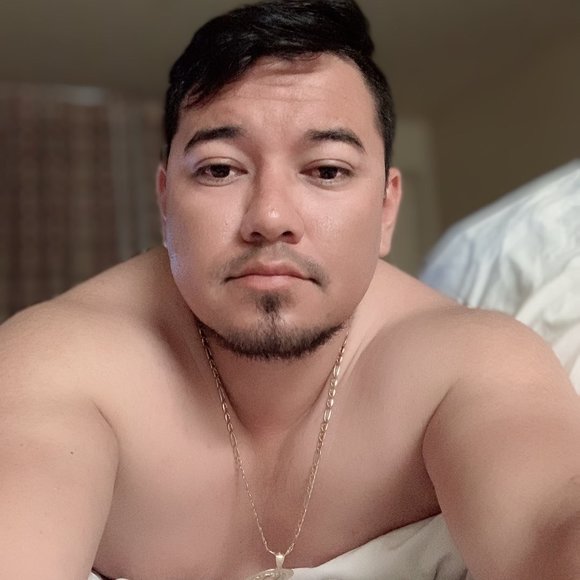 Profile Picture of Cesar Quintero (@azael_69) on Poshmark