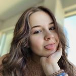 Profile Picture of claire larson (@claire_larson) on Instagram