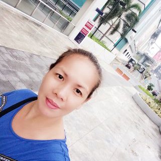 Profile Picture of Rosalyn Rivera (@rosalynrivera16) on Twitter