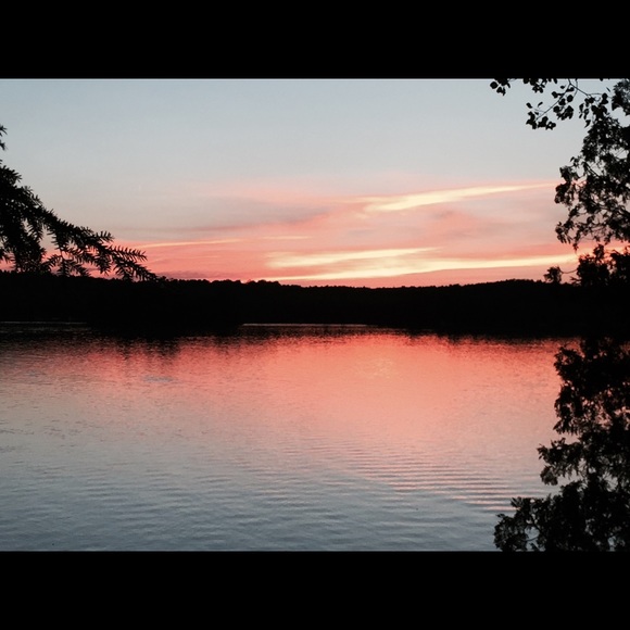 Profile Picture of Michelle Feierstein (@wdwlover98) on Poshmark