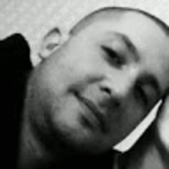 Profile Picture of Jeff Lippolis (@jclippolis) on Poshmark