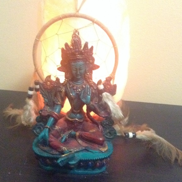 Profile Picture of Yazmin Rivera (@yaz2rrs) on Poshmark