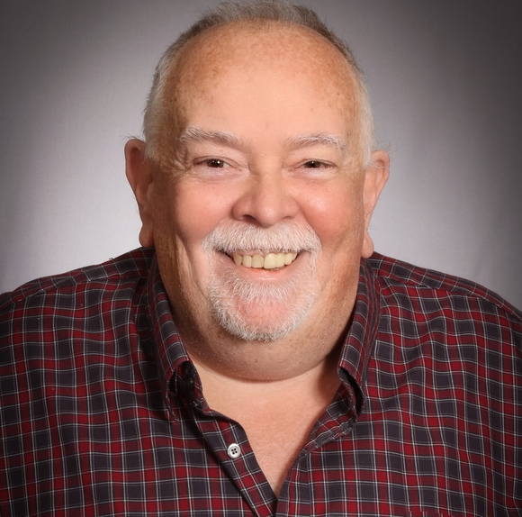 Profile Picture of Robert Carpenter (@qtrobertfx) on Poshmark