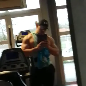 Profile Picture of tolio_90 (@tolio90) on Tiktok