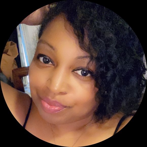 Profile Picture of Sherrie Ferrell (@ferrell33) on Poshmark