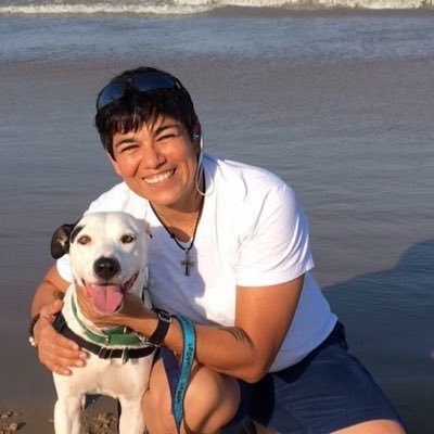 Profile Picture of Aida Cuellar (@Cue2303) on Twitter