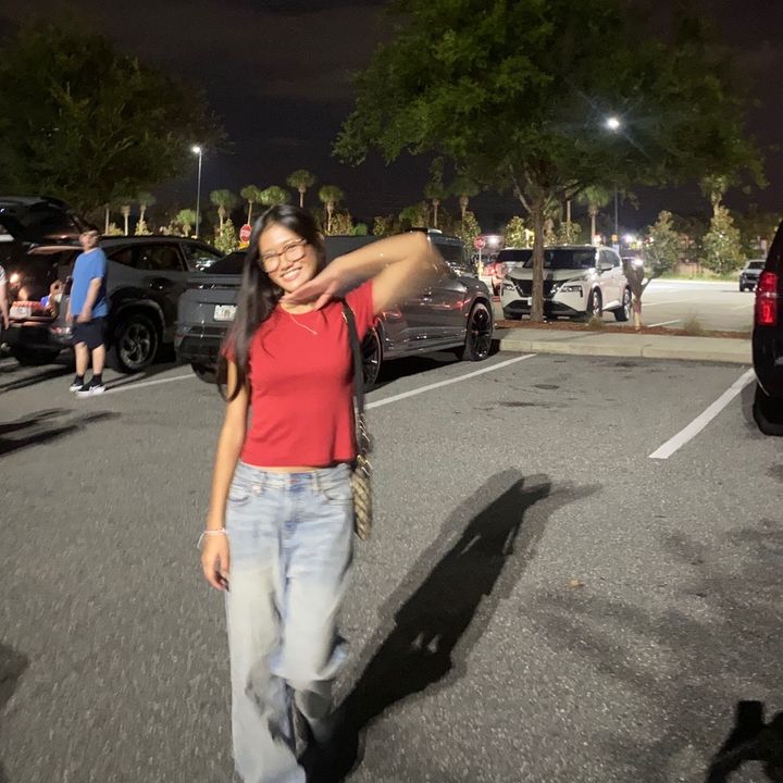 Profile Picture of lun (@lundkim) on Tiktok