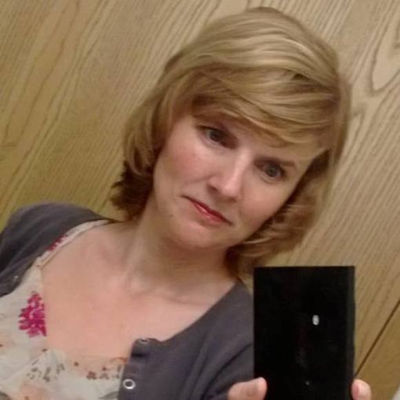 Profile Picture of Stacey Patridge (@slupat20) on Poshmark